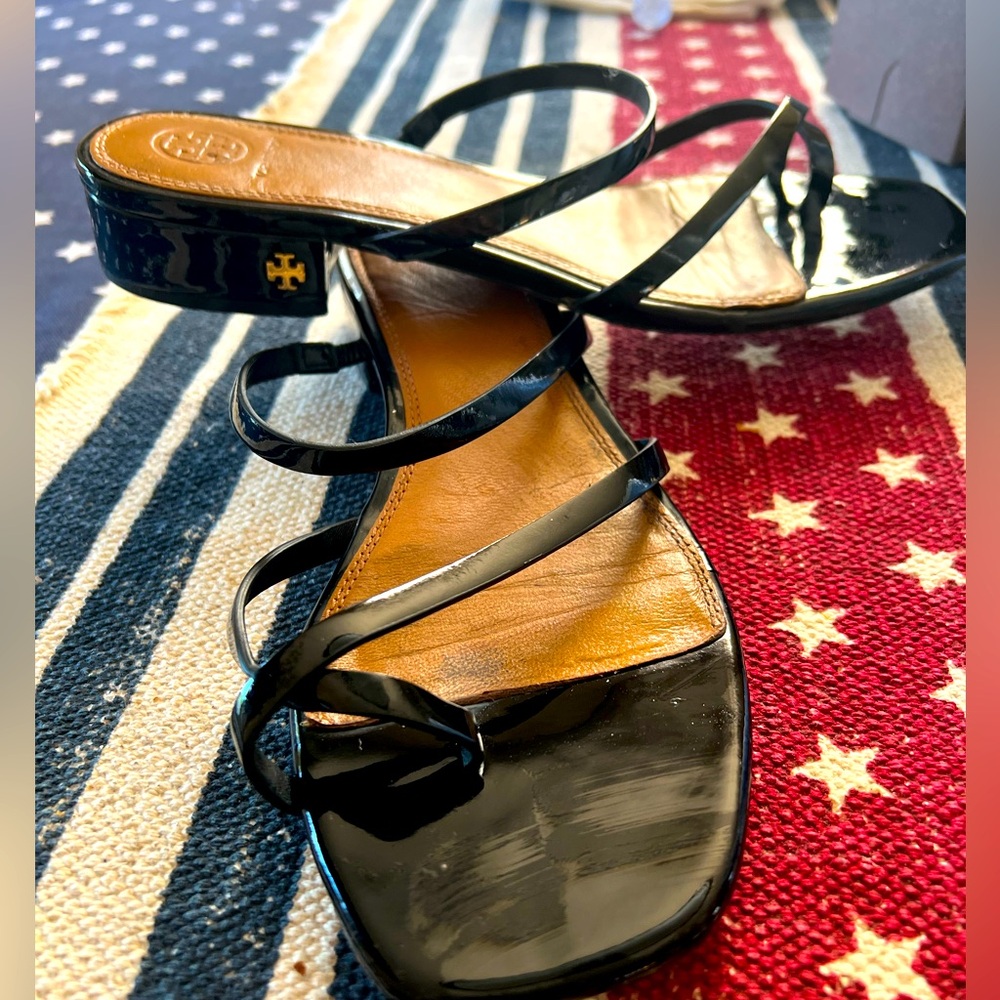 Tory Burch Brooke 35 mm. Thin Strap Sandal/Patent leather